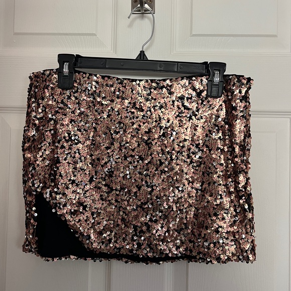 Free People Sequence Mini Skirt . Brand New, with tag Size 4 - Picture 3 of 5